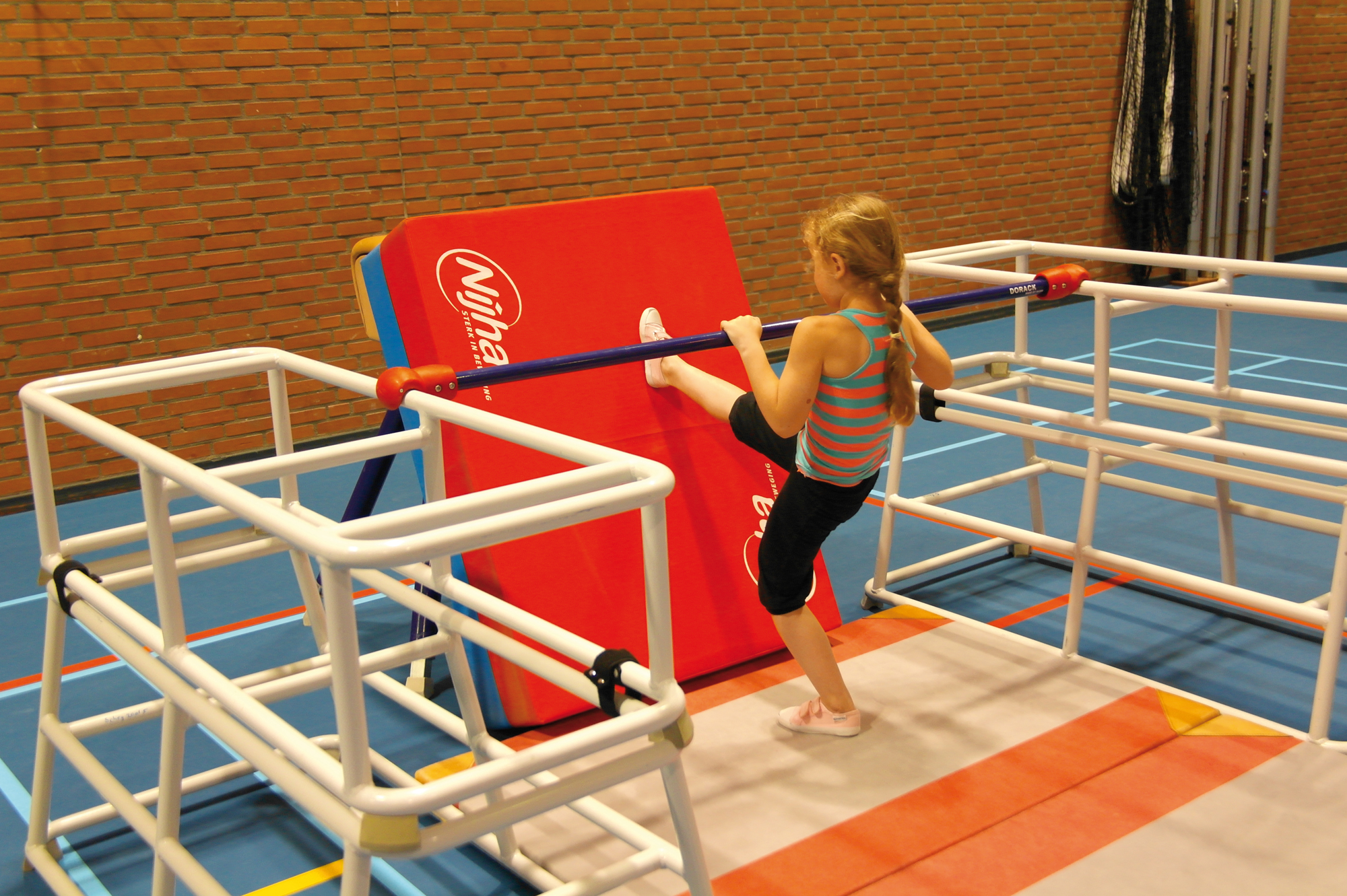 2basics-nijha-gymzaal-web